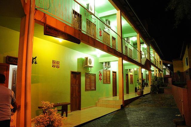 ホテルResidencial Los Rios プエルト・イグアス エクステリア 写真
